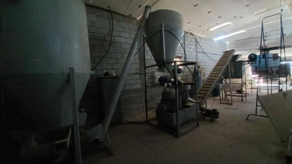 Мини гранулйатор 1 т/соат